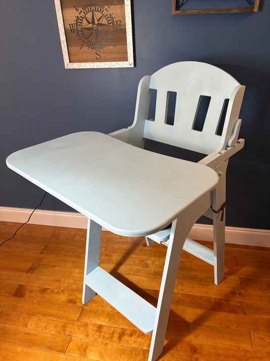 🐻 The Cub Den Adult Highchair